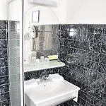 Ξενοδοχείο Citotel Cesar 2*