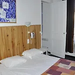 シトテル オテル セザール 2* ニーム