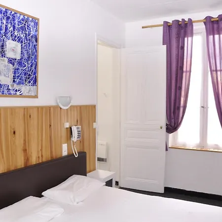 Citotel Cesar Nîmes