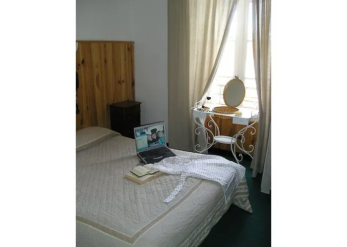 Citotel Cesar Nîmes