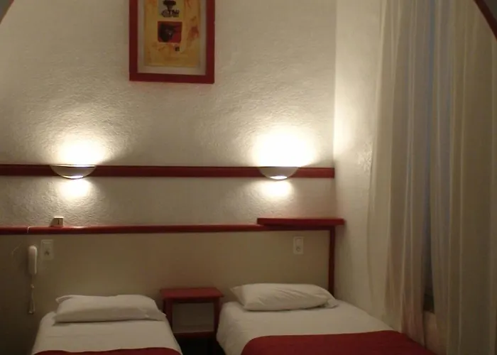 Citotel Cesar Nîmes