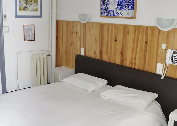 Citotel Cesar Nîmes